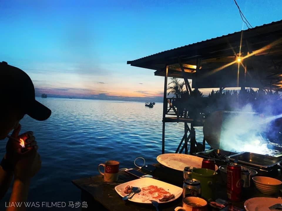 Апартаменты Mabul Backpackers Mabul Island Экстерьер фото